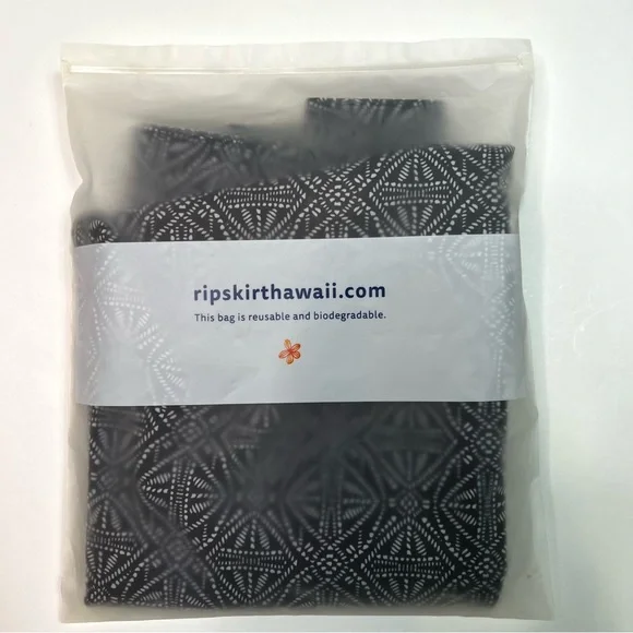 NWT Rip Skirt Black Pearl Batik Size Small - Picture 11 of 14